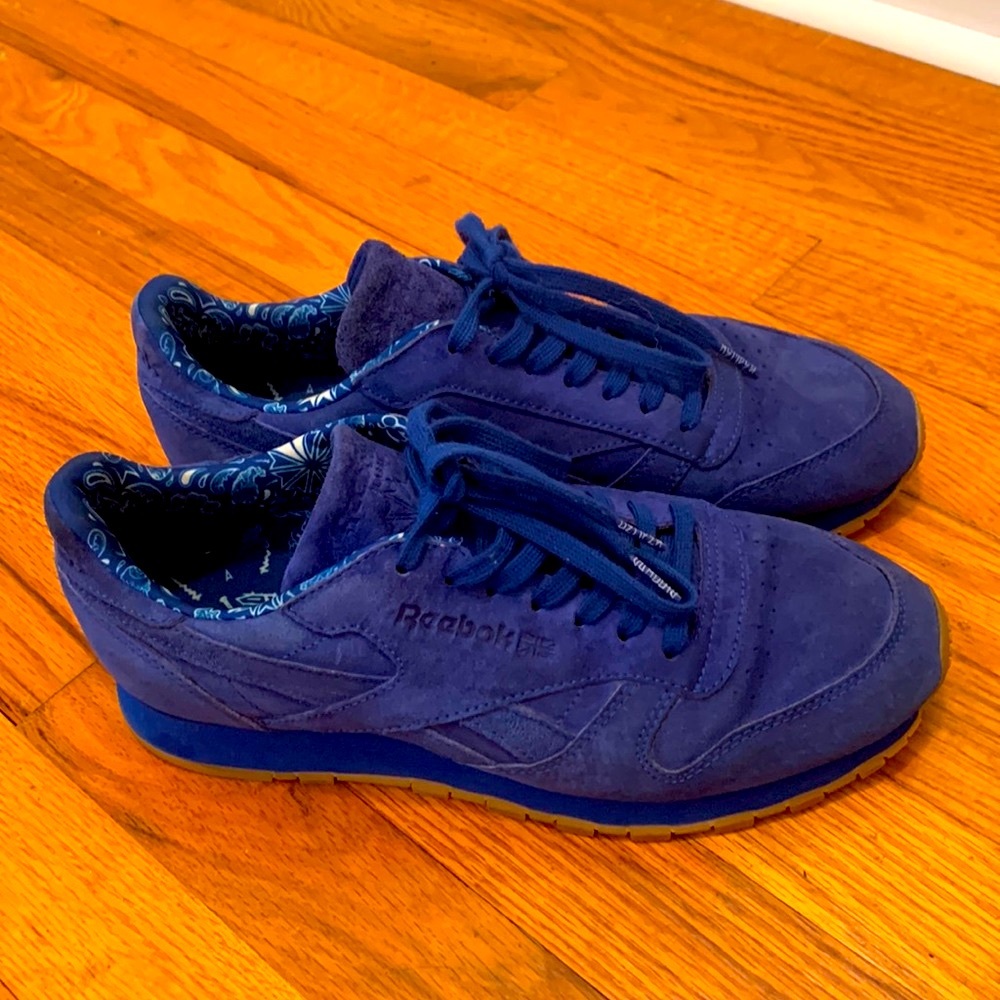 "Like New Reebok Classics Mens Leather Paisley Collegiate/Blue Shoes size 9